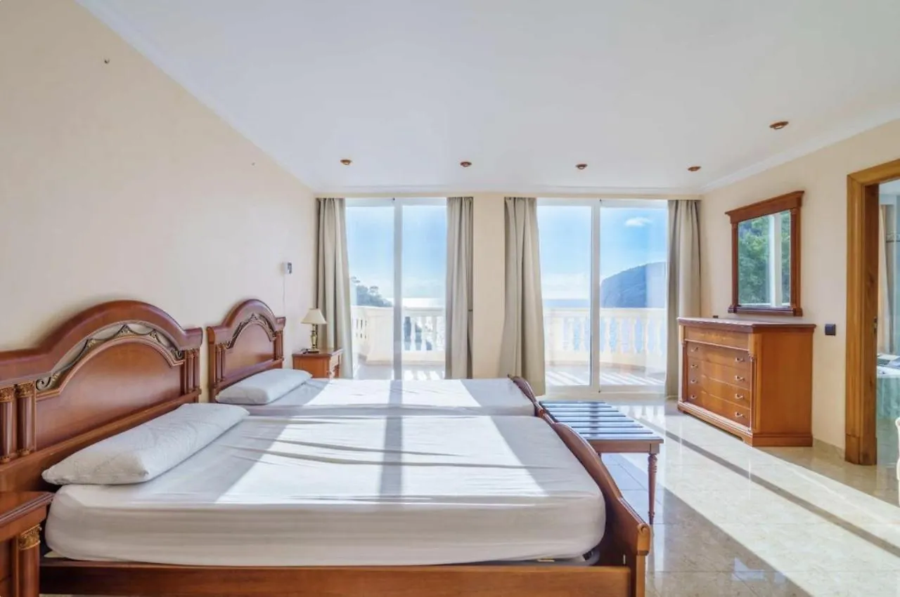Villa Camp De Mar, Sea View
